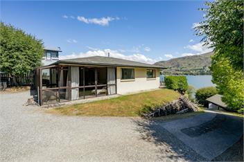 Lakeside Serenity (Bachcare) - Wanaka