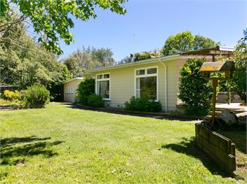 The Trout House (Bachcare) - Turangi