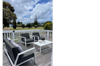 Sunny Coastal Escape w/ Views, Studio & Family Space - Pauanui