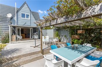 A-Frame. Ideal for families and large groups. - 