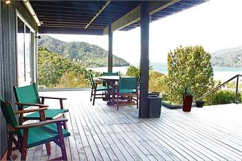Tirohanga (close to the water/great views) - Marlborough Sounds