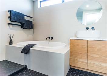 Hilltop Haven - Tauranga