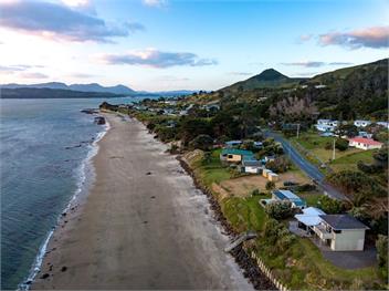 Beach Place - Omapere - Opononi