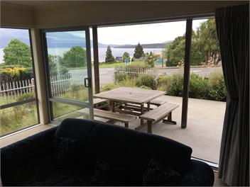 4 Johns Road, Moana -