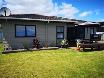 A MUST SEE  ON MAYFAIR - 121B Mayfair Avenue - Whangamata