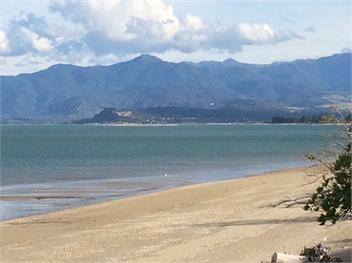 Summer in the Sun - Golden Bay