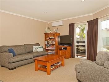 Bliss by the Beach (Bachcare) - Whangamata