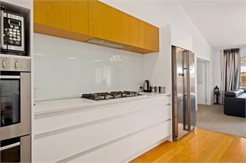 Lakeside Luxury (Bachcare) - Wanaka