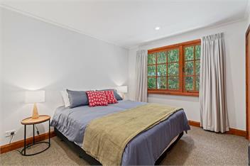 The Cottage on the Hill (Bachcare) - Wanaka