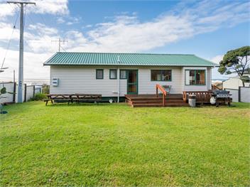 Wine Downtime (Bachcare) - Mangawhai