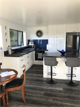 Runaway Retreat - Bay of Plenty - Opotiki