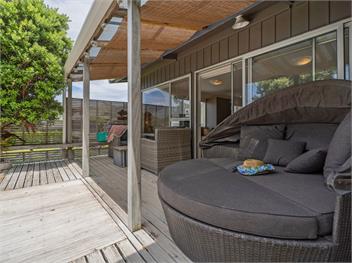 Kon Tiki Retreat (Bachcare) - Whiritoa