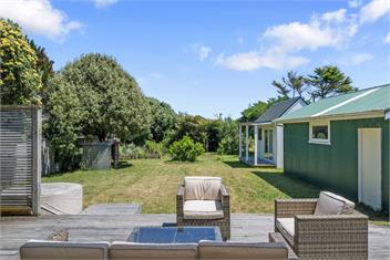 Sunlit Retreat (Bachcare) - Otaki