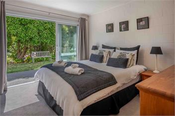Cliffside (Bachcare) - Akaroa