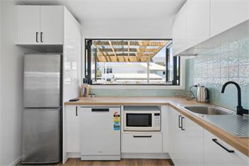 Coastal Comfort (Bachcare) - Foxton