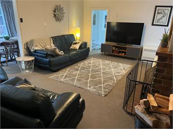 Fiordland Hideaway (Bachcare) - Te Anau