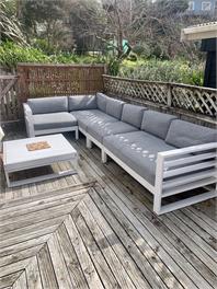 3BR Coastal Cottage 2min walk from beach -