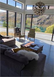 Lakefront Comfort In Old Cromwell **New 3BR Home** - Central Otago