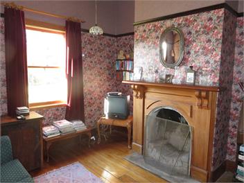 Mairenui Rural Retreat - Colonial Villa -