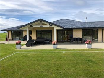 Beautiful Country Retreat in the City - Dunedin