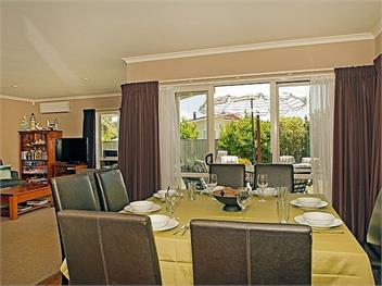 Bliss by the Beach (Bachcare) - Whangamata
