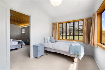 Wanaka Stone Cottage (Bachcare) - Wanaka