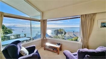Kimberley Three - Nelson Waterfront Penthouse Apartment - Nelson