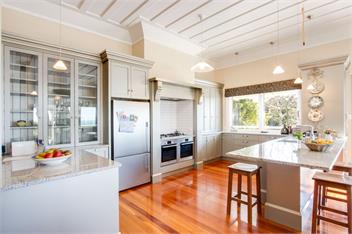 The Verandah (Bachcare) - Bluff Hill