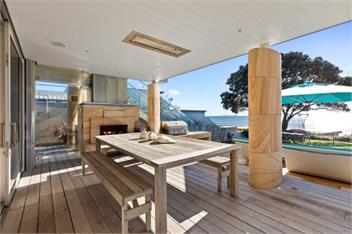 Ocean Beach Retreat - Tauranga