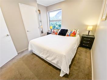 Oxley's Rock Apts 301 Picton - Waterfront - Picton