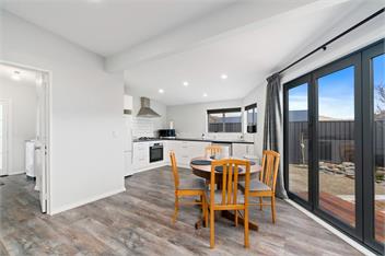 Lake Dunstan Cottage (Bachcare) - Cromwell