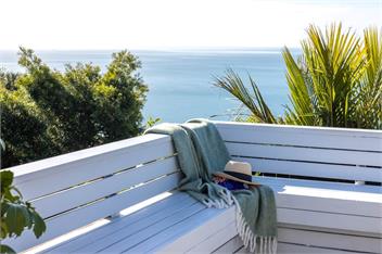 OCEAN BREEZE COTTAGE - Coast & Country - Waiheke Island