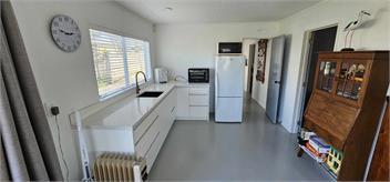 A STUNNER ON ST PATRICKS - 105 ST PATRICKS ROW - Whangamata