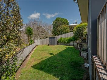 The Blockhouse (Bachcare) - Whangamata