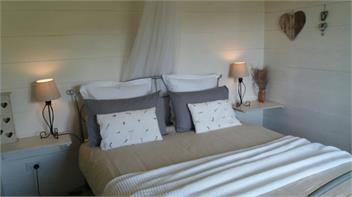 Heron Retreat for Two,Tukituki River, Havelock North - HAWKE'S BAY