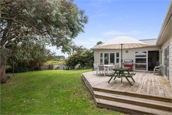 Coastal Family Escape (Bachcare) - Levin
