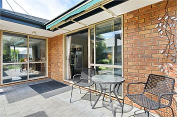 Stay at Puhara - Parklands Getaway - Christchurch