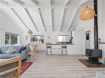 Seaside Retreat (Bachcare) - Whitianga