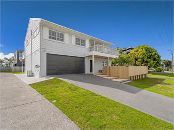 Beverley Beach (Bachcare) - Whangamata