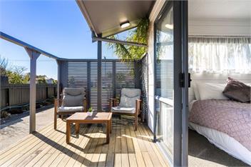 Arkhos (Bachcare) - Whitianga