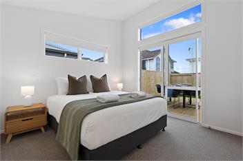 Perfect Papamoa Beach Bach - Tauranga