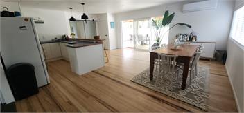 Stay at Taipari - Raglan
