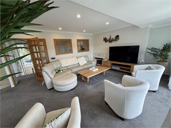 Waiake Beach Apartments - Auckland