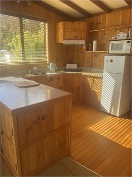 Lake Cottage - lake rotoma