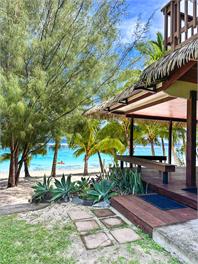 Heather’s Beach House – On the water, 2 houses in 1 - Rarotonga