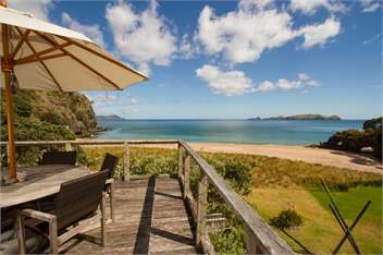 Butterfly Bay Beachfront Accommodation - Northland