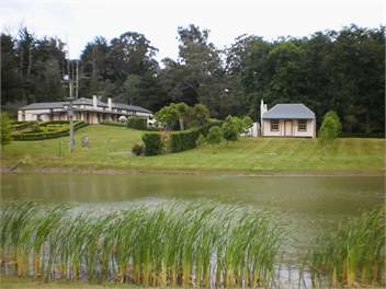Ica Station Whare (at Whareama) - Masterton