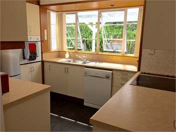 LARGE TORBAY HOME: Short Walk to Two Beaches - Auckland
