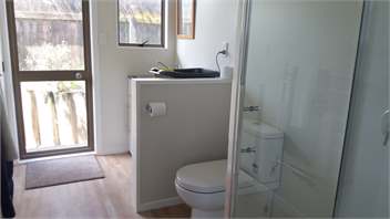 'Olde Beach Villa'  Waikanae. A wonderful ocean-view beach house - Waikanae