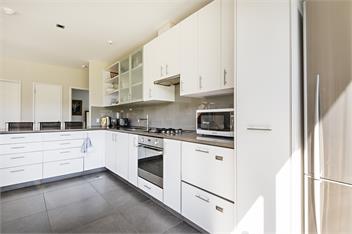 Stay in Wellington - The Penthouse on Evans Bay - Wellington